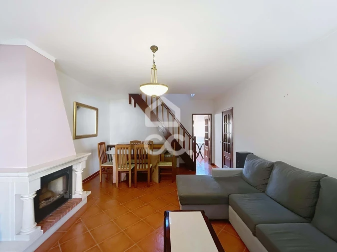 Moradia T3 para Venda em Santa Maria, São Pedro e Sobral da Lagoa Foto 7