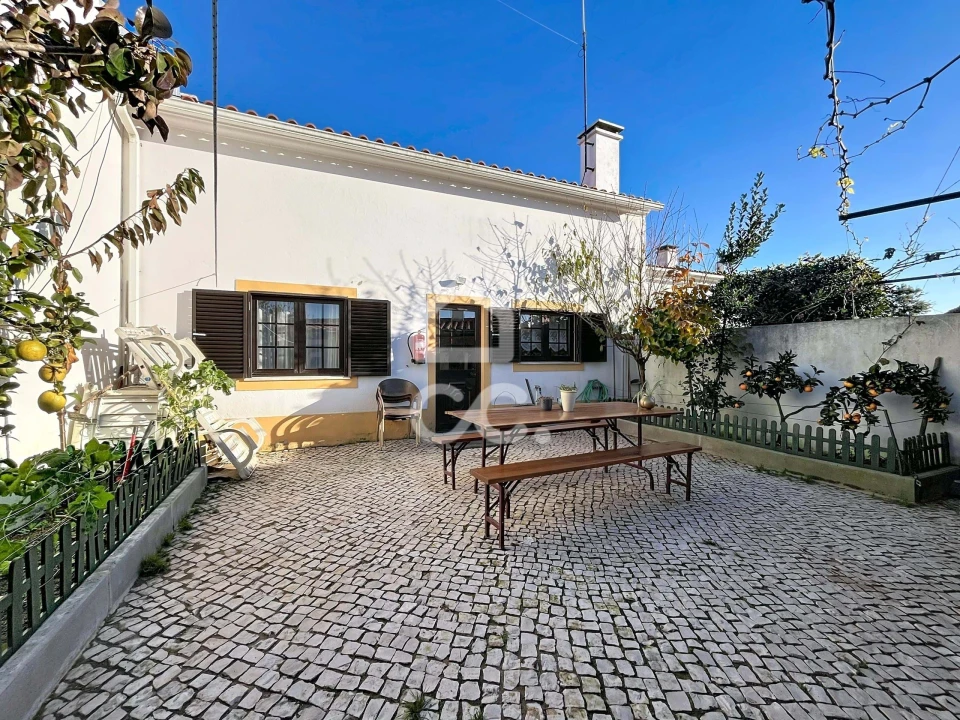 Moradia T3 para Venda em Santa Maria, São Pedro e Sobral da Lagoa Foto 27