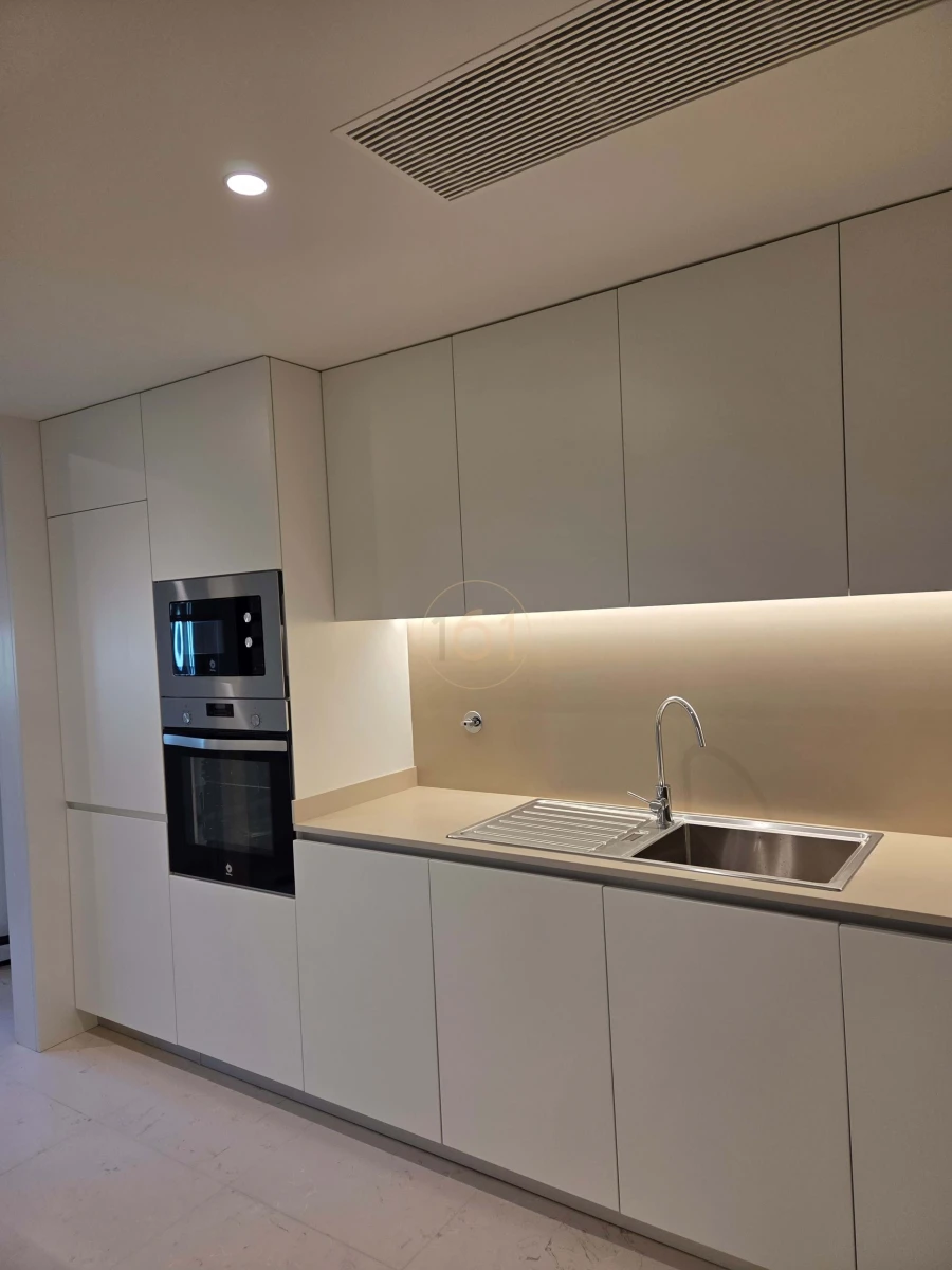Apartamento T1 para Venda em Cedofeita, Santo Ildefonso, Sé, Miragaia, São Nicolau e Vitória Foto 4