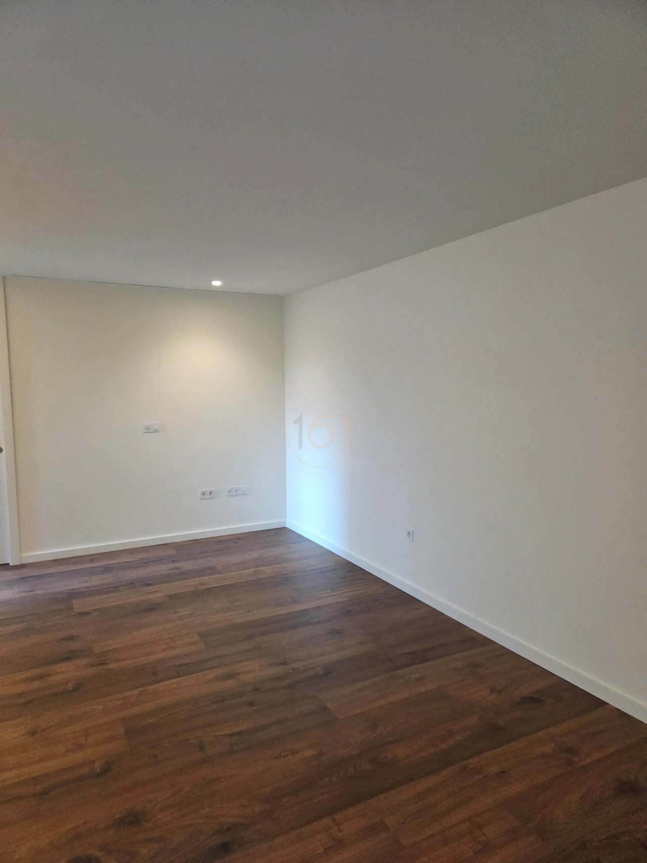 Apartamento T1 para Venda em Cedofeita, Santo Ildefonso, Sé, Miragaia, São Nicolau e Vitória Foto 2