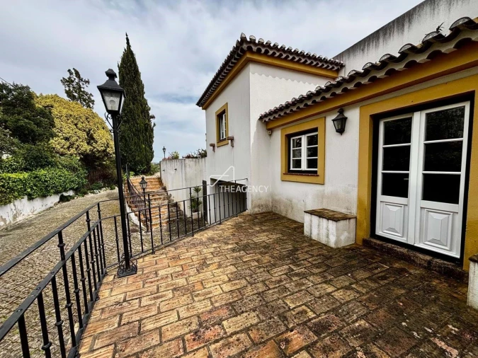 Moradia T8 para Venda em Loures Foto 11