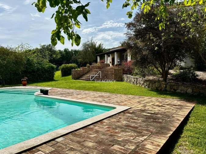 Moradia T8 para Venda em Loures Foto 15