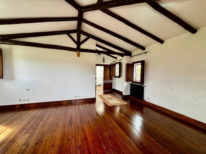 Moradia T8 para Venda em Loures Foto 39