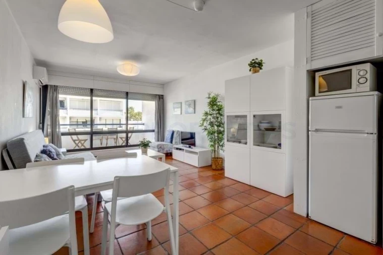 Apartamento T1 para Venda em Quarteira Foto 20