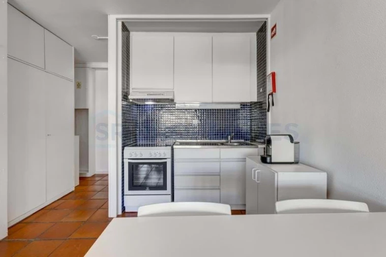 Apartamento T1 para Venda em Quarteira Foto 6