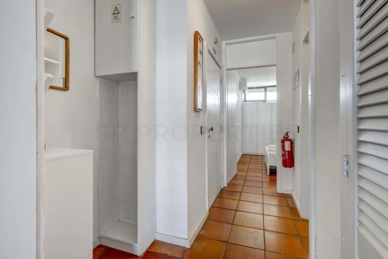 Apartamento T1 para Venda em Quarteira Foto 11