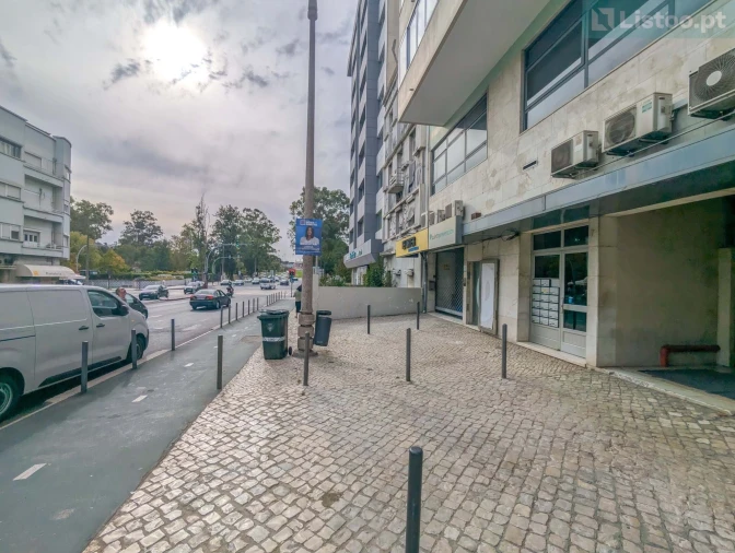 Apartamento T2 para Venda em Alvalade Foto 33