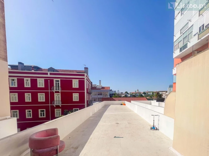 Apartamento T2 para Venda em Alvalade Foto 7