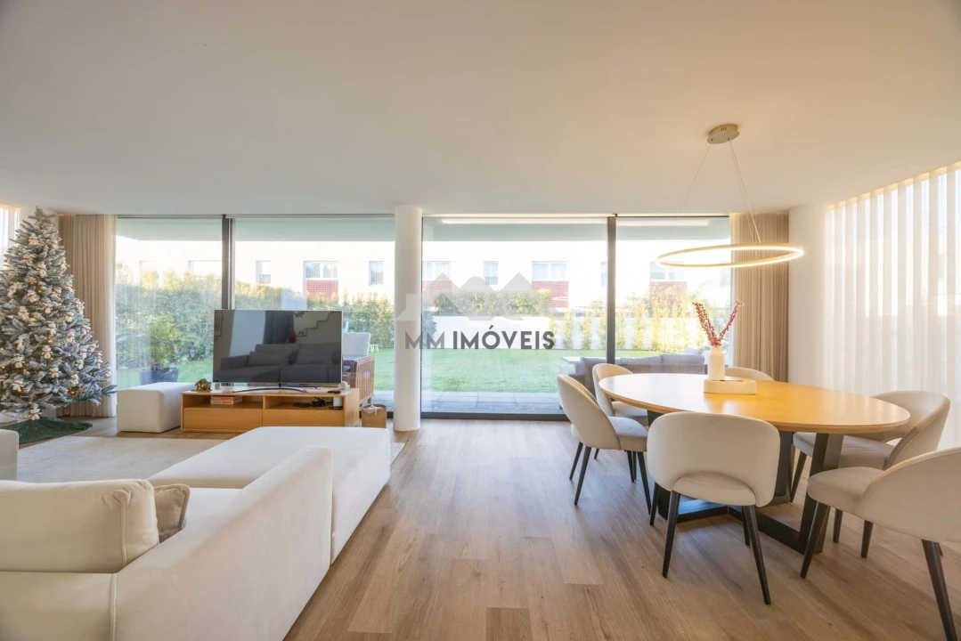 Moradia T3 para Venda em Vila Chã Foto 4