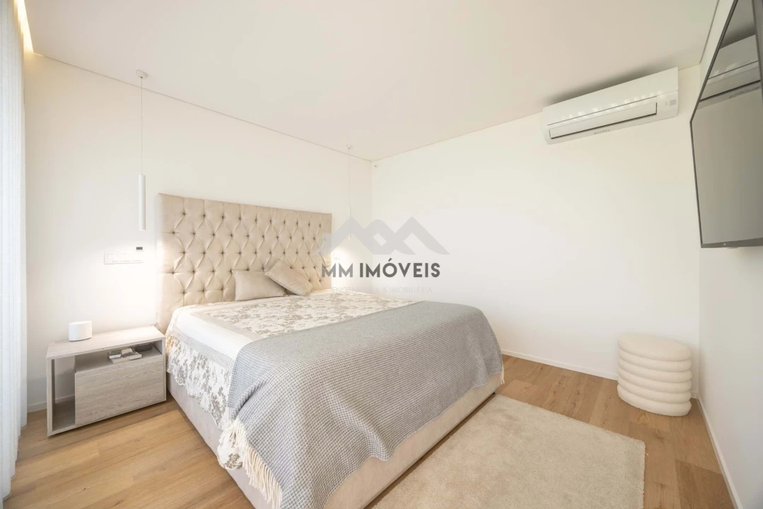 Moradia T3 para Venda em Vila Chã Foto 8