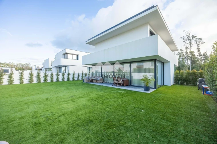 Moradia T3 para Venda em Vila Chã Foto 33