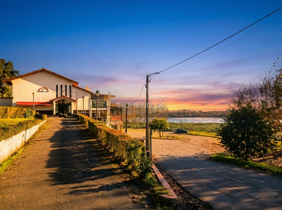 Negócio para Venda em Travassô e Óis da Ribeira Foto 3