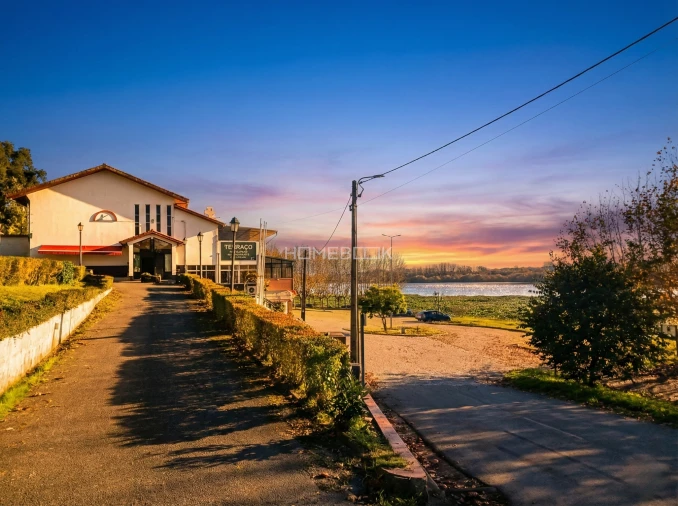 Negócio para Venda em Travassô e Óis da Ribeira Foto 3