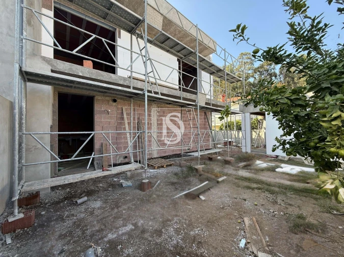 Moradia T4 para Venda em Palmeira Foto 8