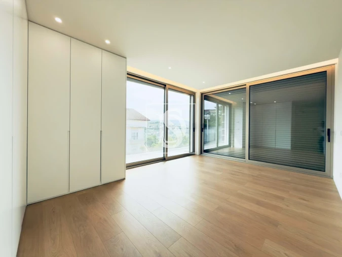 Moradia T4 para Venda em Ferreiros e Gondizalves Foto 36