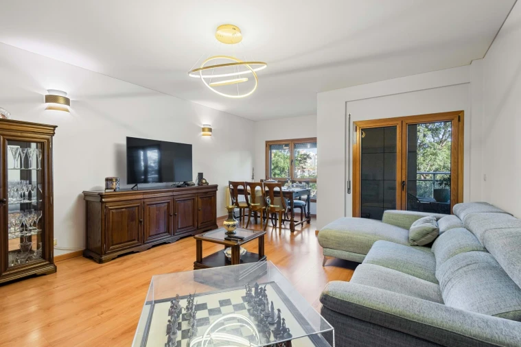 Apartamento T3 para Venda em Alverca do Ribatejo e Sobralinho Foto 4