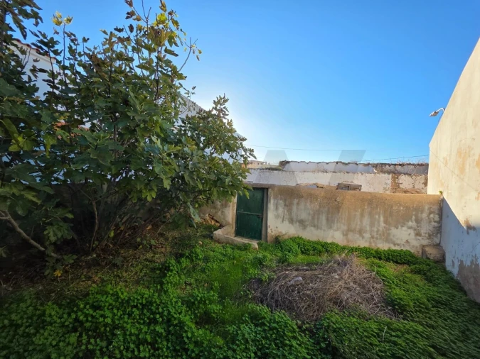 Moradia T5 para Venda em São Silvestre Foto 6