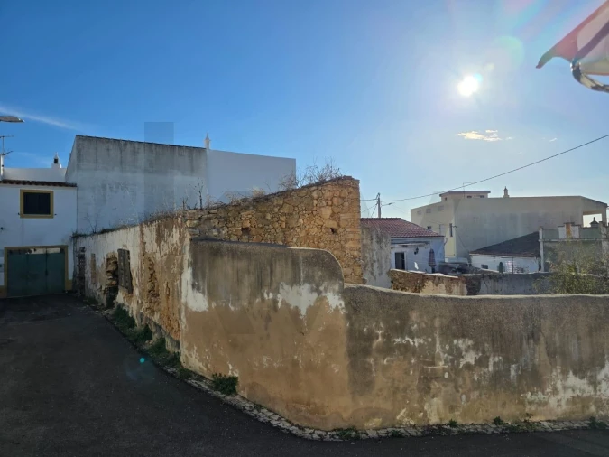 Moradia T5 para Venda em São Silvestre Foto 10