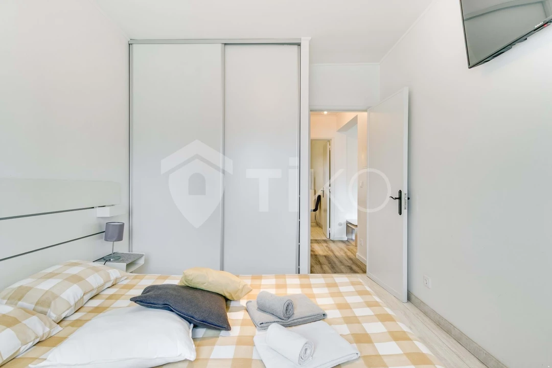 Apartamento T3 para Venda em Carcavelos e Parede Foto 11