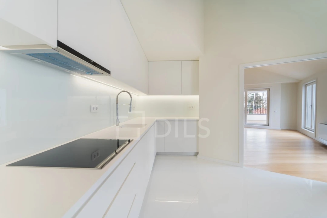 Apartamento T4 para Venda em Aldoar, Foz do Douro e Nevogilde Foto 7