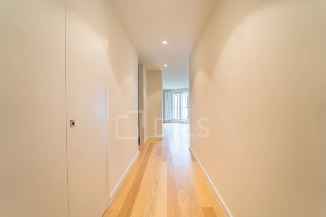 Apartamento T4 para Venda em Aldoar, Foz do Douro e Nevogilde Foto 12