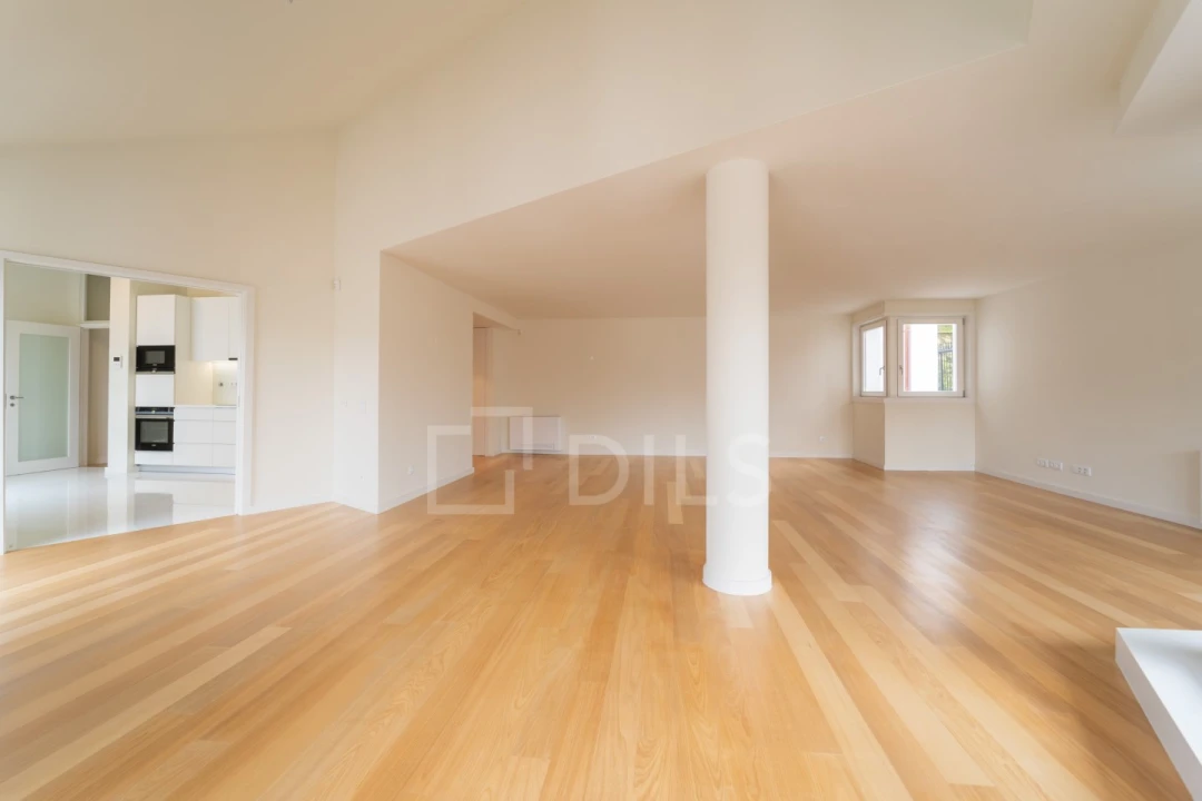 Apartamento T4 para Venda em Aldoar, Foz do Douro e Nevogilde Foto 3