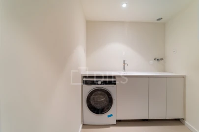Apartamento T4 para Venda em Aldoar, Foz do Douro e Nevogilde