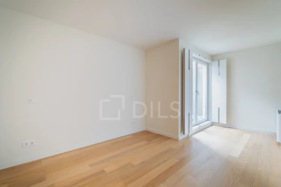 Apartamento T4 para Venda em Aldoar, Foz do Douro e Nevogilde
