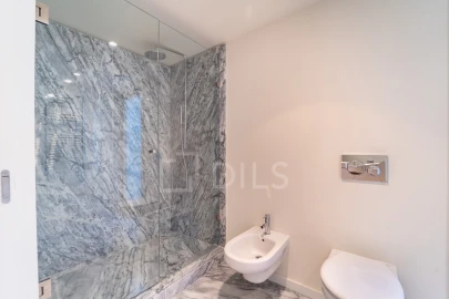 Apartamento T4 para Venda em Aldoar, Foz do Douro e Nevogilde