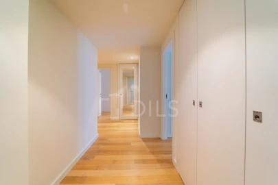 Apartamento T4 para Venda em Aldoar, Foz do Douro e Nevogilde