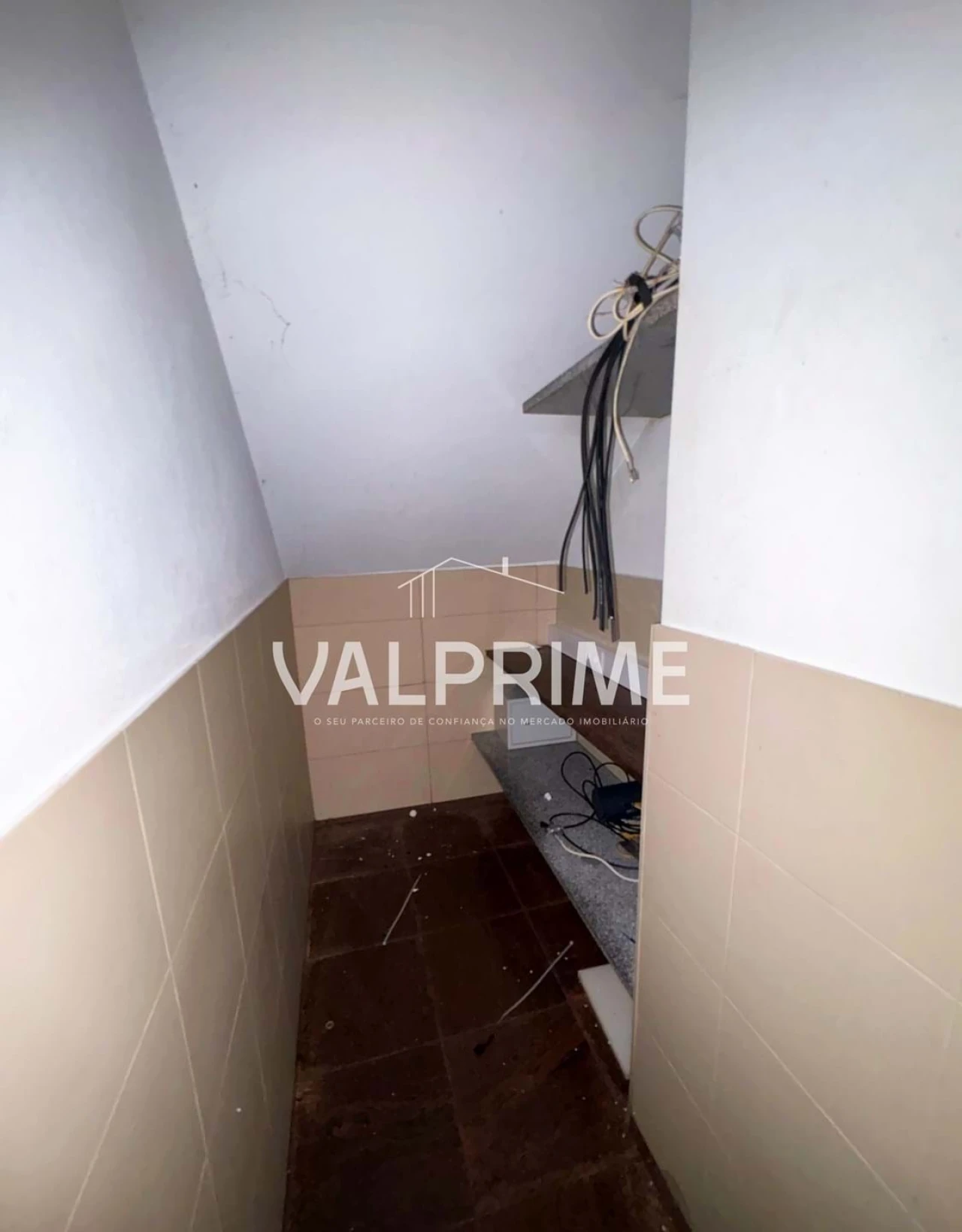 Negócio para Arrendamento em Valongo Foto 29