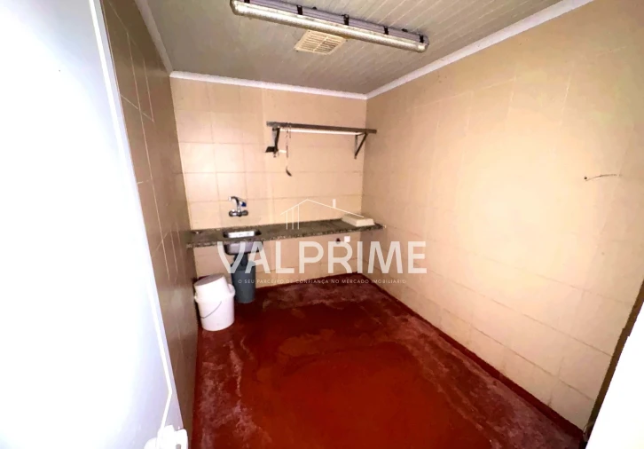 Negócio para Arrendamento em Valongo Foto 16