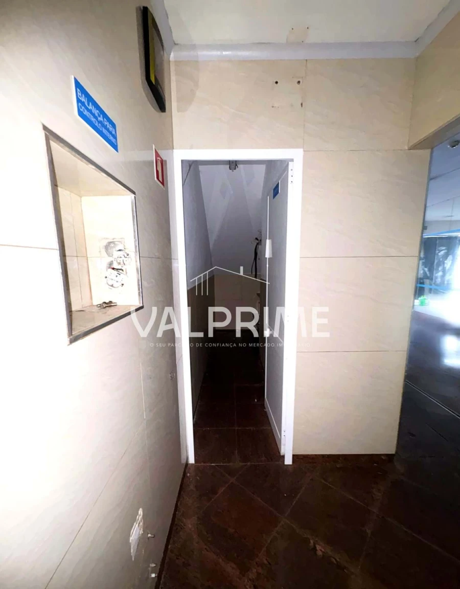 Negócio para Arrendamento em Valongo Foto 28