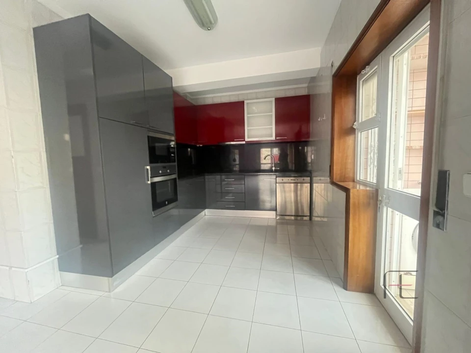 Apartamento T2 para Venda em Baguim do Monte (Rio Tinto) Foto 22