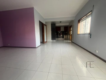 Apartamento T2 para Venda em Baguim do Monte (Rio Tinto)