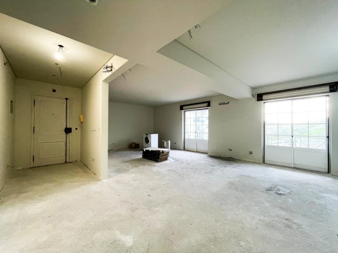 Apartamento T2 para Venda em Malveira e São Miguel de Alcainça Foto 2