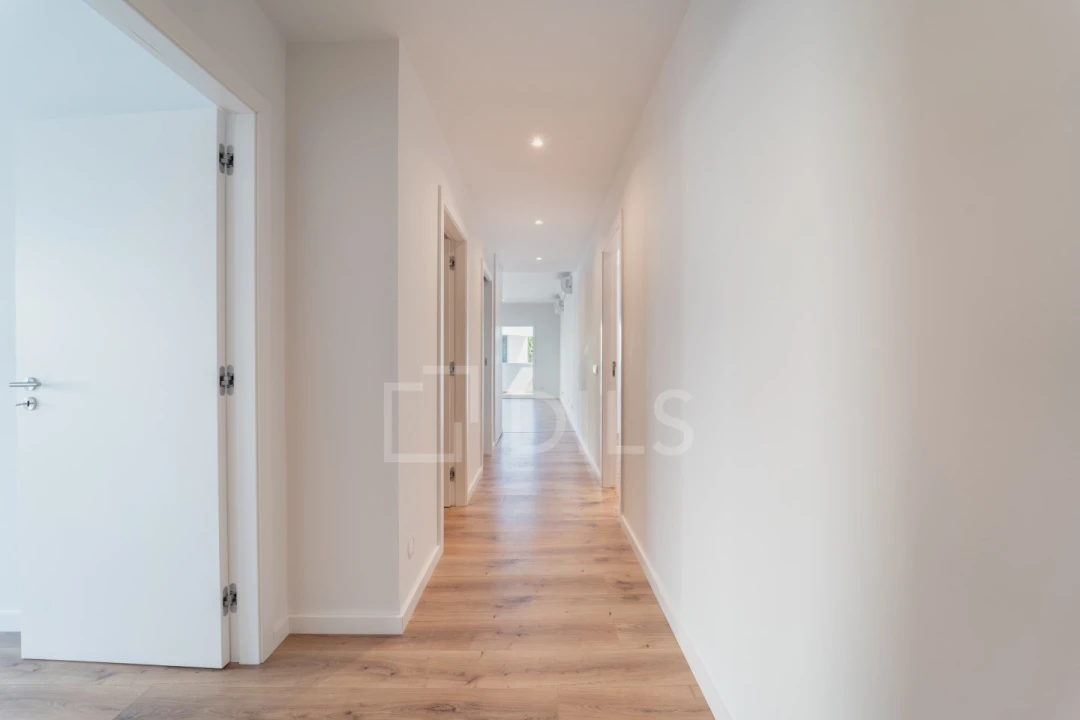 Apartamento T3 para Venda em Ramalde Foto 3