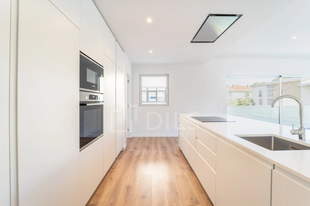 Apartamento T3 para Venda em Ramalde Foto 27