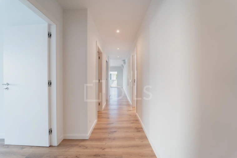 Apartamento T3 para Venda em Ramalde Foto 3