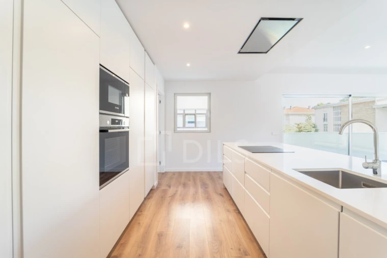 Apartamento T3 para Venda em Ramalde Foto 27