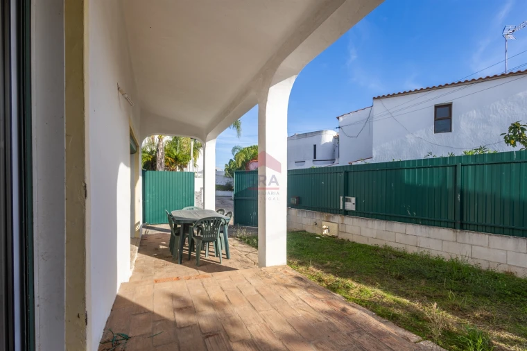 Moradia T0 para Venda em Albufeira e Olhos de Água Foto 26
