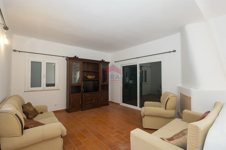 Moradia T0 para Venda em Albufeira e Olhos de Água Foto 8
