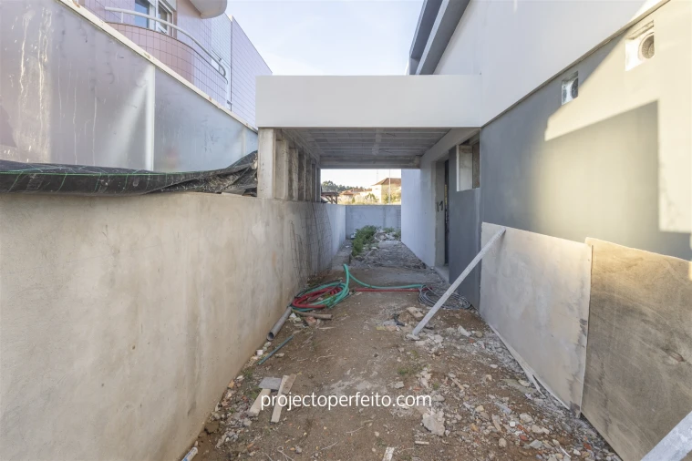 Moradia T3 para Venda em São Felix da Marinha Foto 10