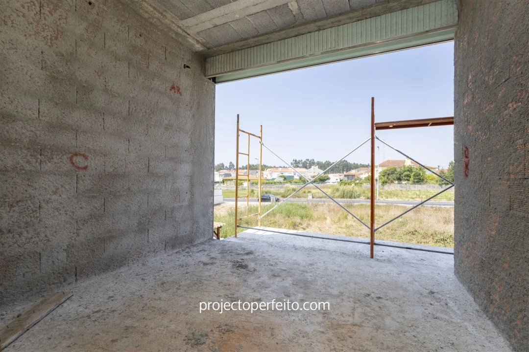 Moradia T3 para Venda em São Felix da Marinha Foto 9