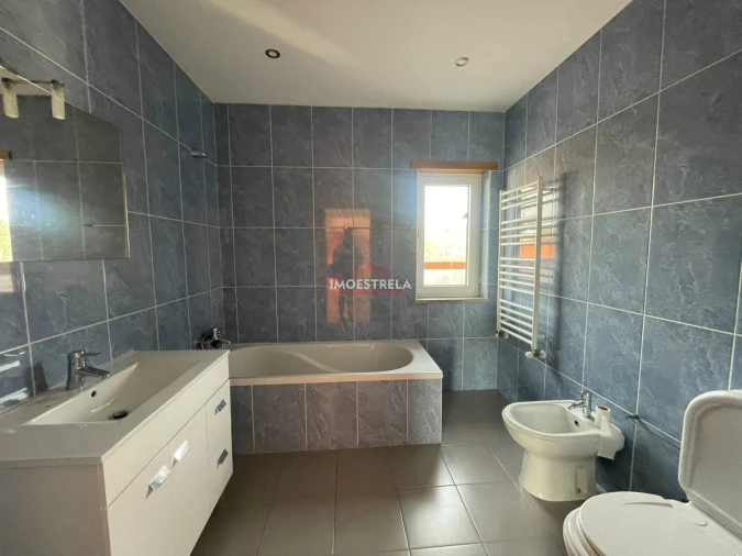 Moradia T2 para Venda em Pinhanços Foto 10