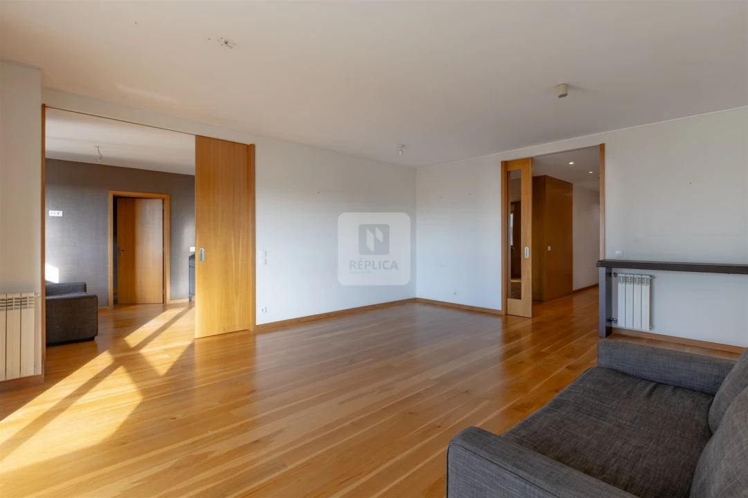 Apartamento T3 para Venda em Ramalde Foto 8