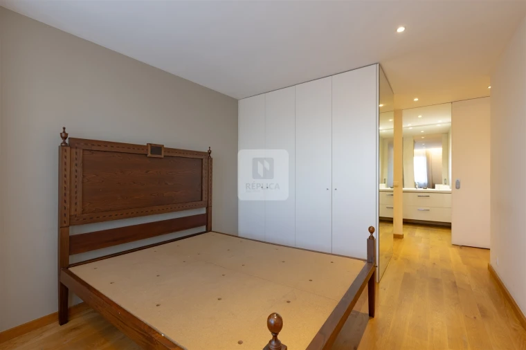 Apartamento T3 para Venda em Ramalde Foto 18