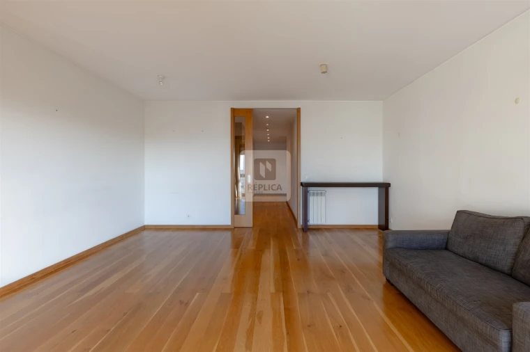 Apartamento T3 para Venda em Ramalde Foto 7