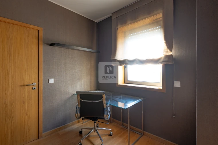 Apartamento T3 para Venda em Ramalde Foto 12