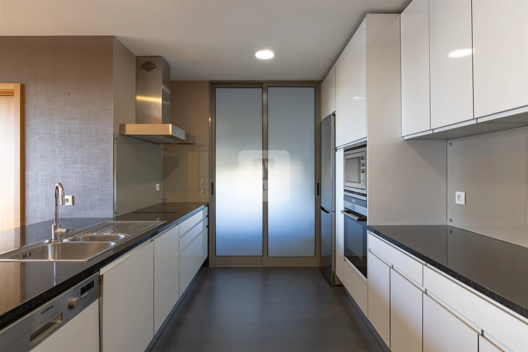 Apartamento T3 para Venda em Ramalde Foto 10